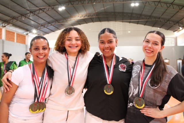 KARATÊ FEMININO DE PRUDENTE CONQUISTA TÍTULO DOS JOGOS REGIONAIS EM TUPÃ