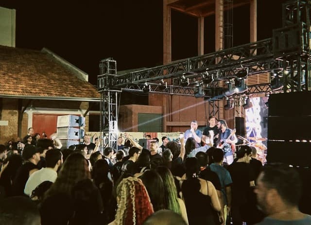 FEIRA DO ROCK TERÁ TRANSMISSÃO DA FINAL DA COPA DO MUNDO COM SHOWS DE BANDA